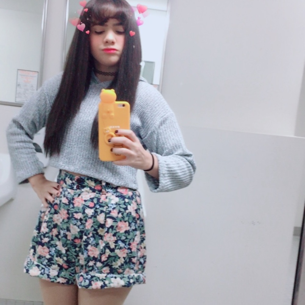 Gray crop top